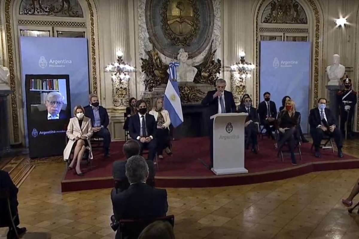 El debate por el Procurador: la Comisión de Asesores sugerirá flexibilizar el número para elegirlo