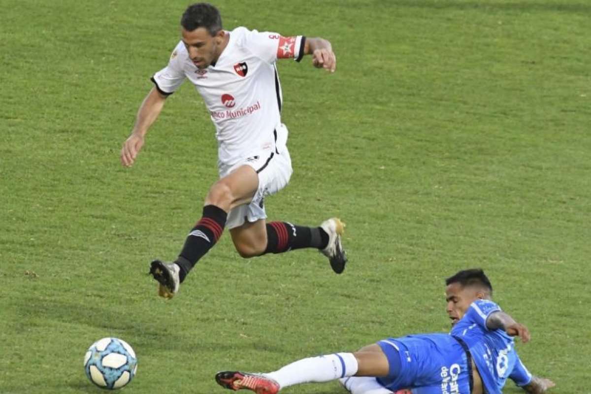 Newell`s buscará recuperarse ante Unión con el debut del "Mono" Burgos como técnico