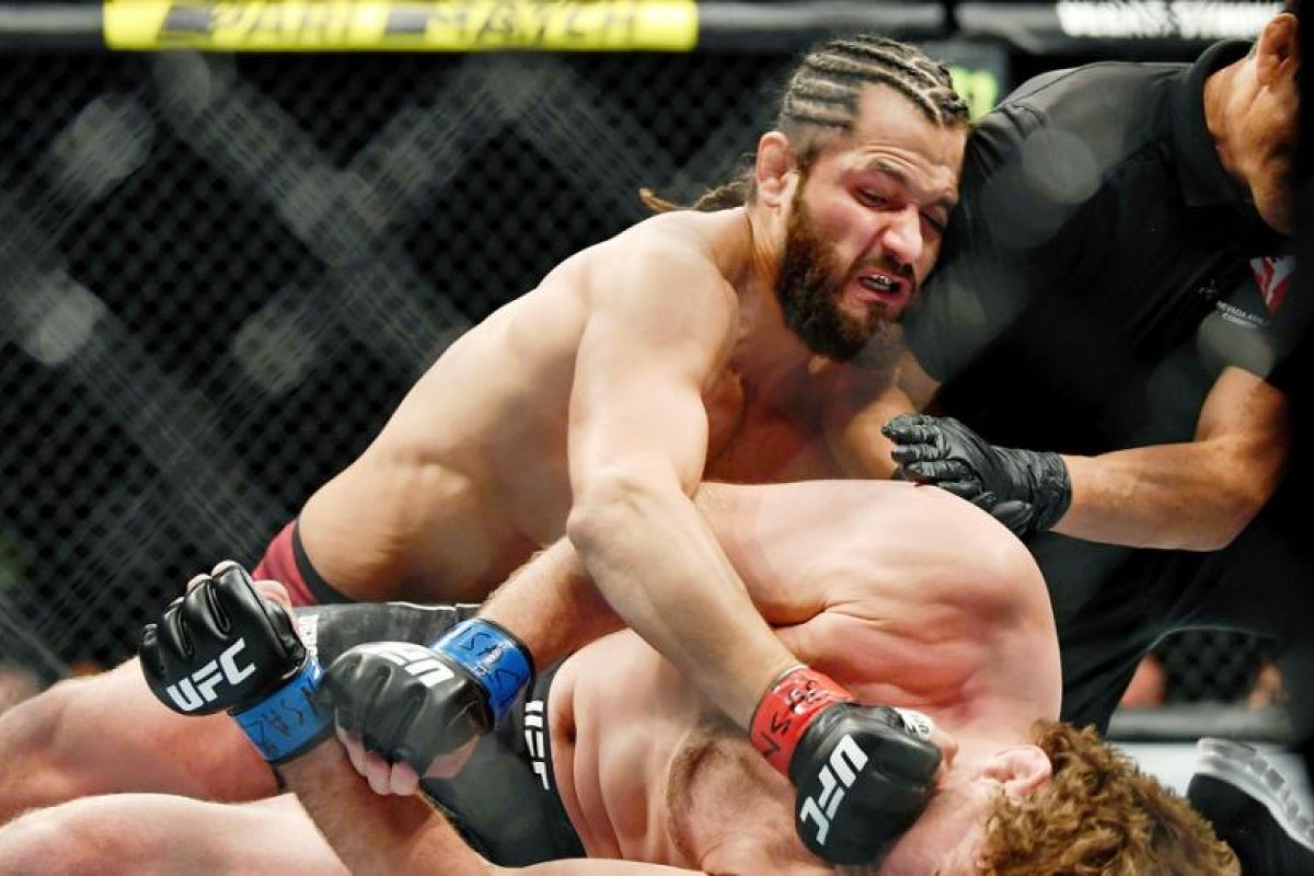 El luchador Jorge Masvidal llama "oledor de entrepierna" a Ben Askren mientras le llueven críticas por entrenar al famoso 'youtuber' Jake Paul