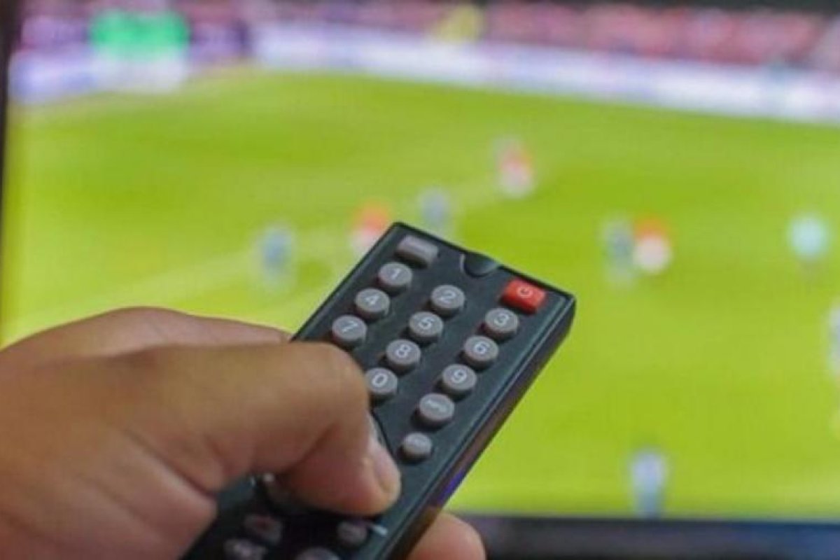 Agenda Deportiva del 17 de Abril: Competencias y Partidos Clave