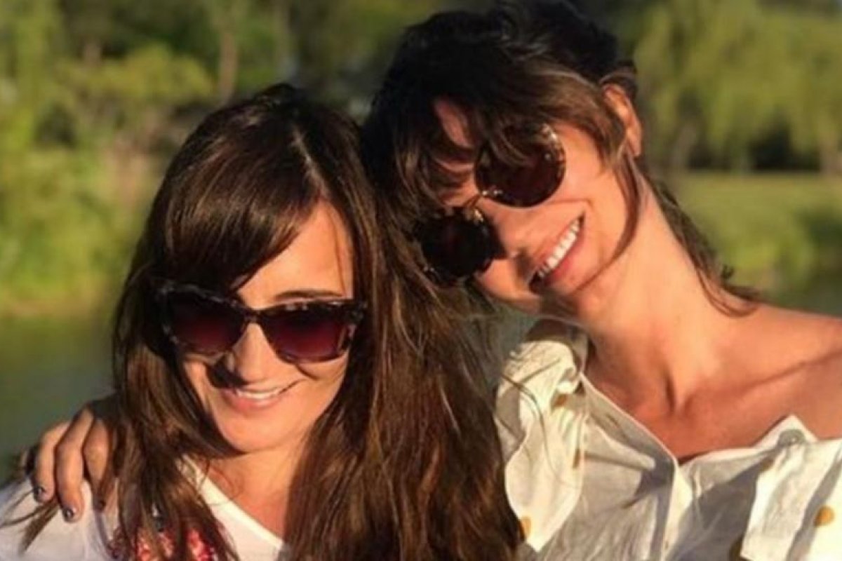 Griselda Siciliani y Jorgelina Aruzzi, sensuales bajo el sol