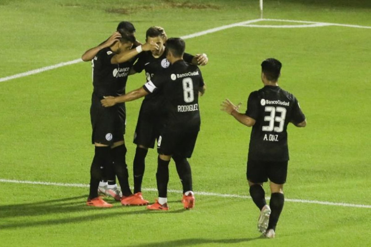 San Lorenzo y Gimnasia deben ganar para ejercer presión sobre Banfield