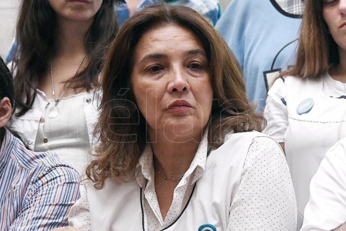Graciano: "El 17 de febrero no va a haber condiciones para volver a la presencialidad"
