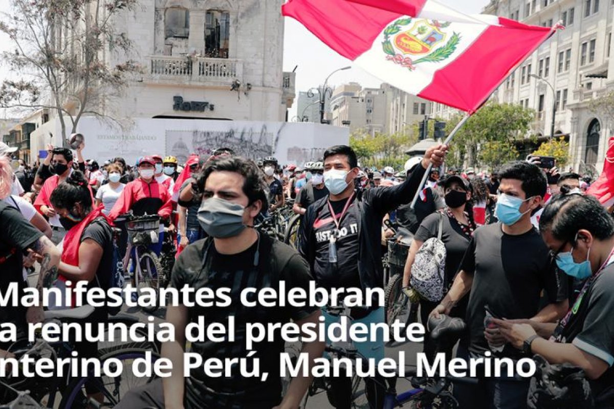 VIDEO: Manifestantes en Perú celebran la renuncia del presidente interino Manuel Merino