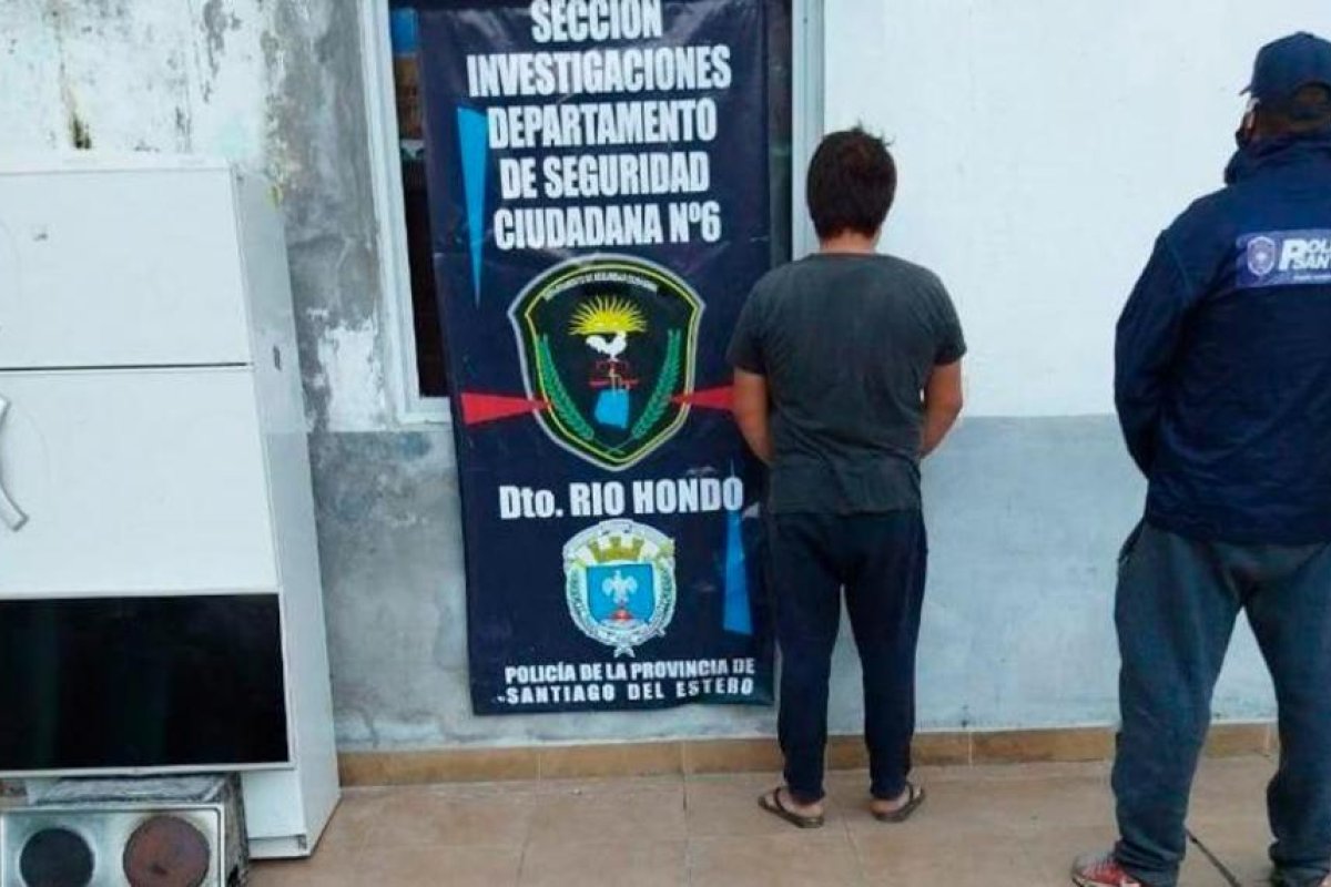 El Manantial: Detienen a sujeto que tenía en su casa una heladera y un televisor denunciados como sustraídos