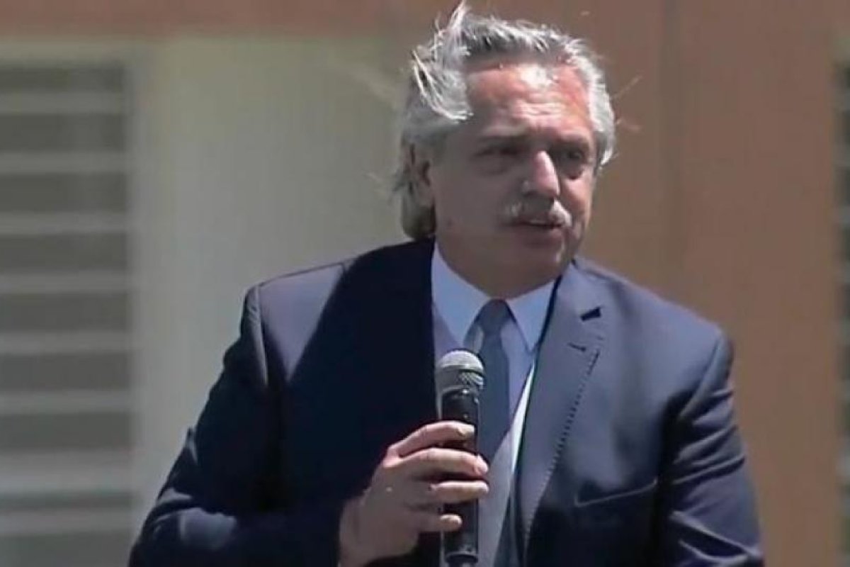 Alberto Fernández: "Devaluar es una máquina de generar pobreza"