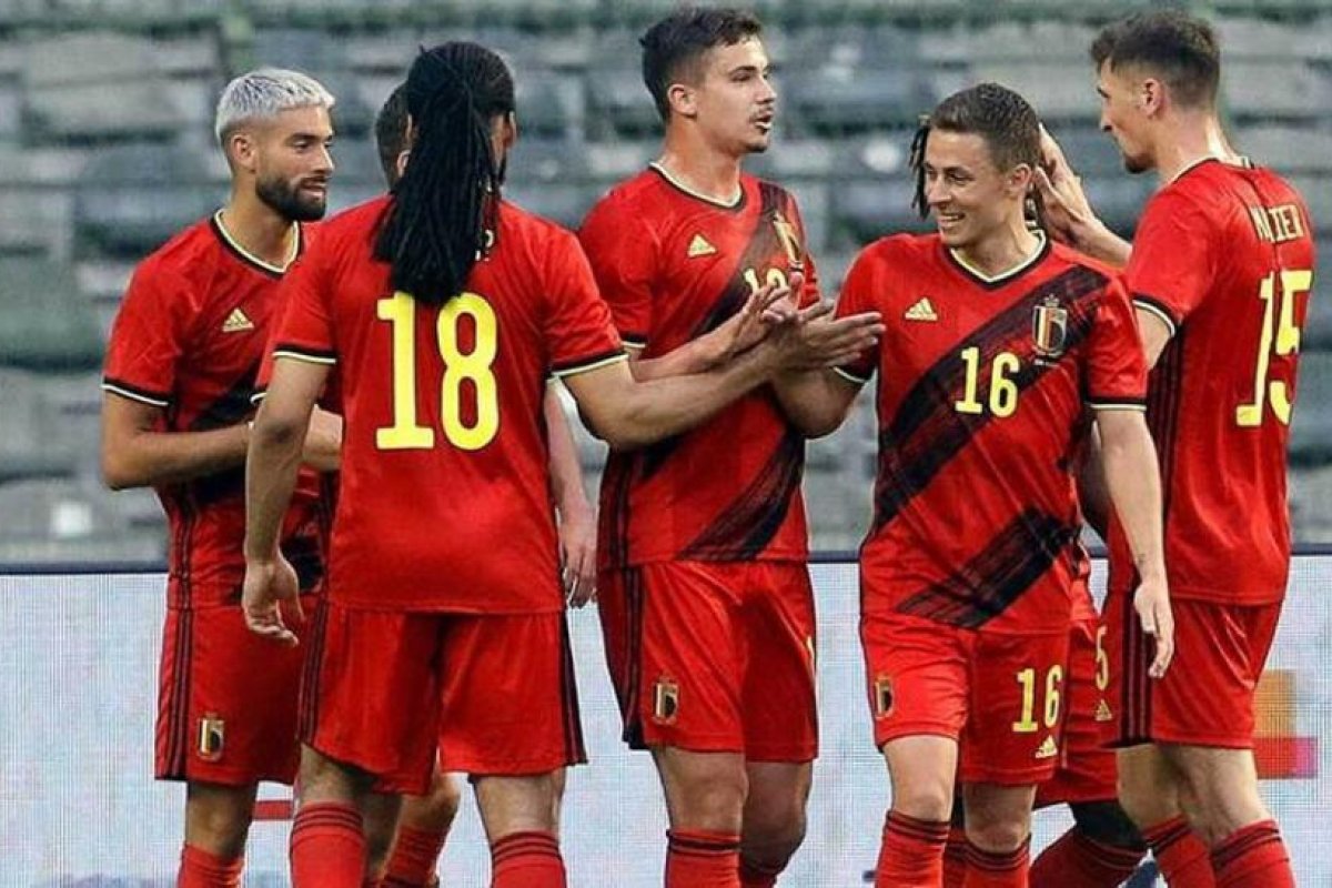 Dinamarca quiere dar la sorpresa ante Gales