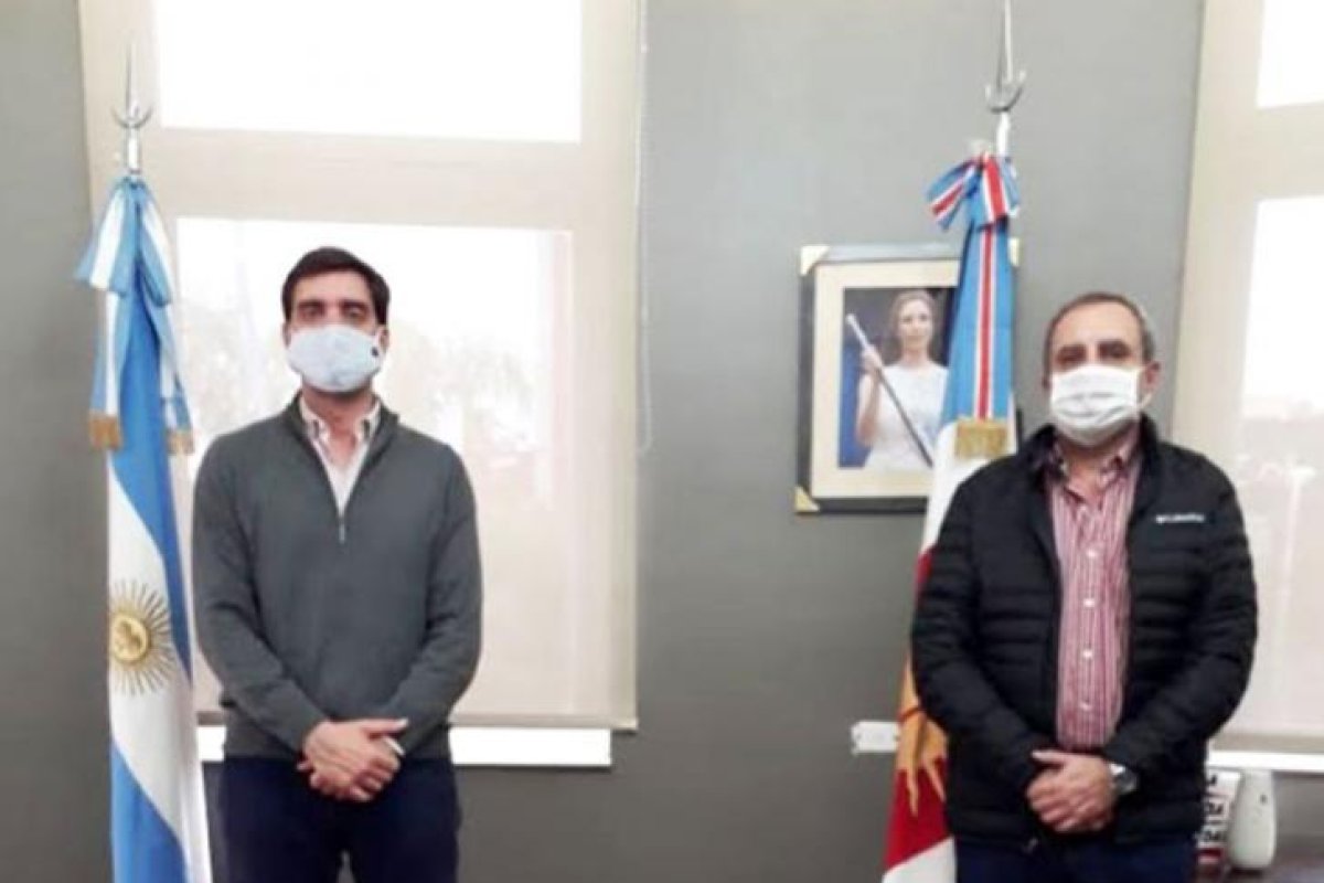 Campaña Municipal de Castración de Perros y Gatos recibe insumos para continuar con las castraciones