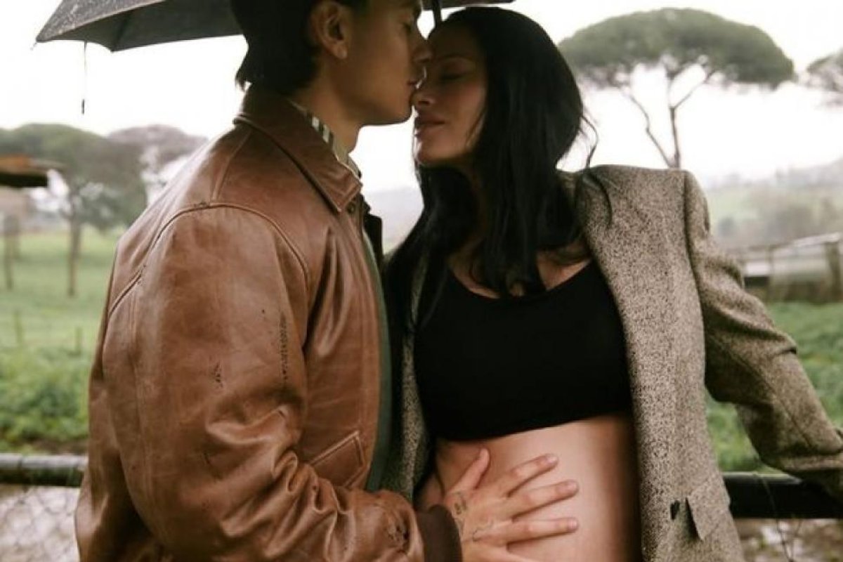 Paulo Dybala y Oriana Sabatini dan la bienvenida a su primera hija