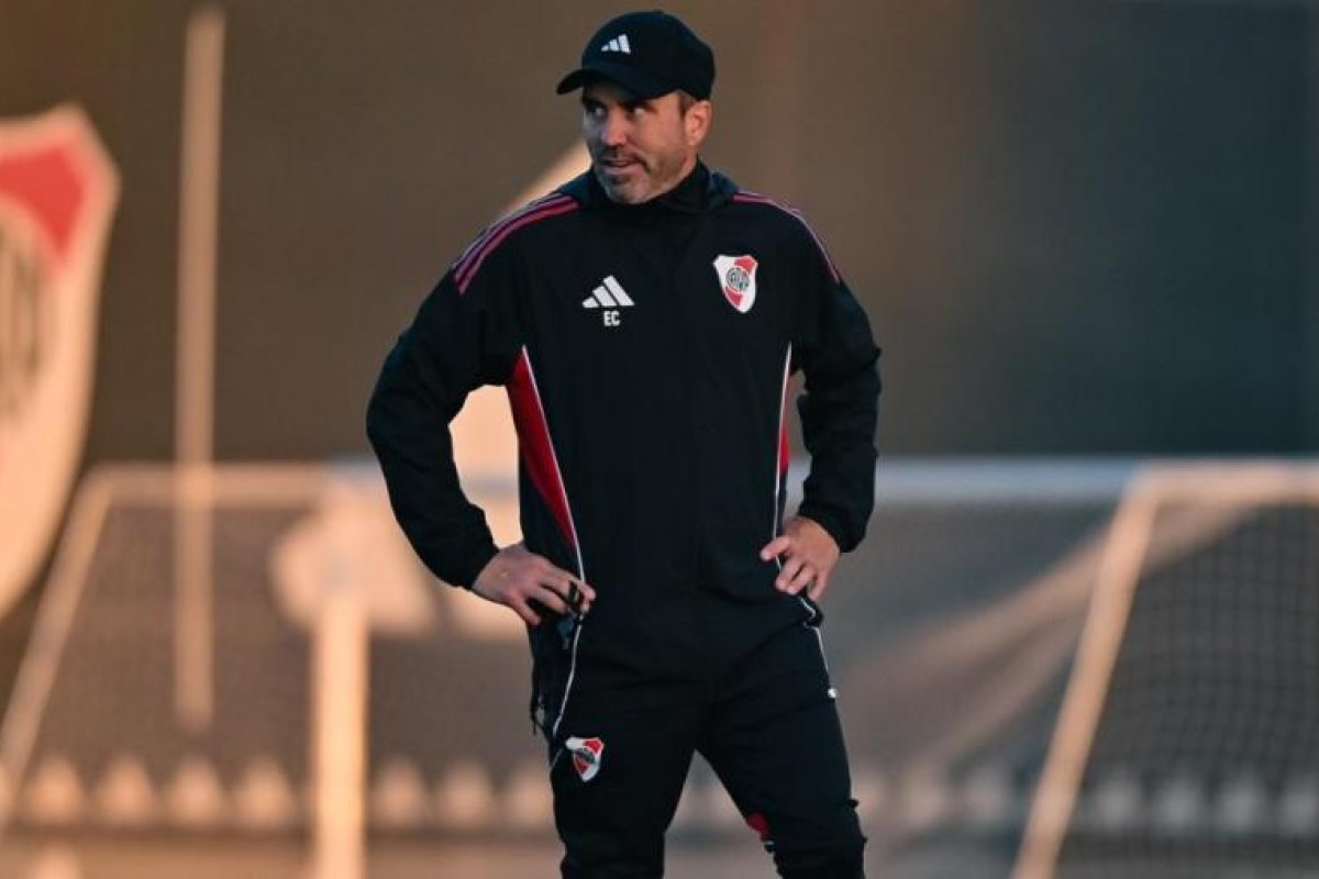 Definición de Alineaciones en River y Boca: Dudas en el Plantel de Coudet