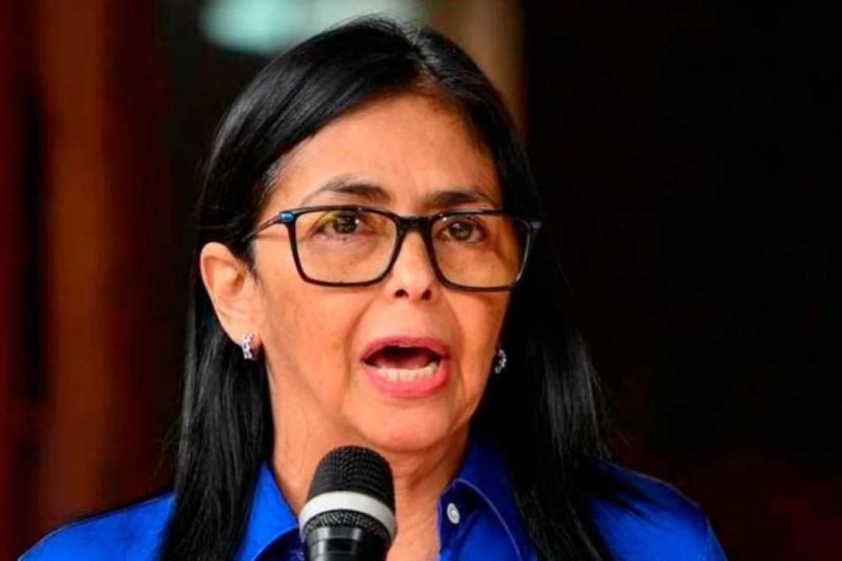 Delcy Rodríguez realiza cambios significativos en el gabinete venezolano
