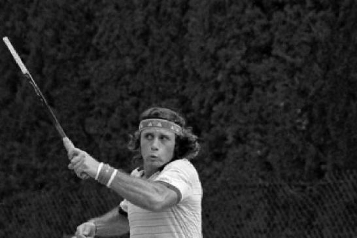 "Vilas es un número uno invisible para el mundo del deporte"