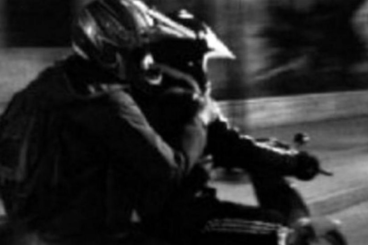 Barrio San Martín: Buscan a motochorros que, a punta de un puñal, robaron un celular y dinero