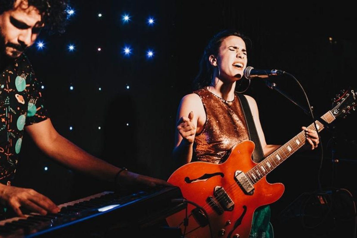 Rojobarceló deja atrás la estela de Amy Winehouse para hacer oír su voz propia