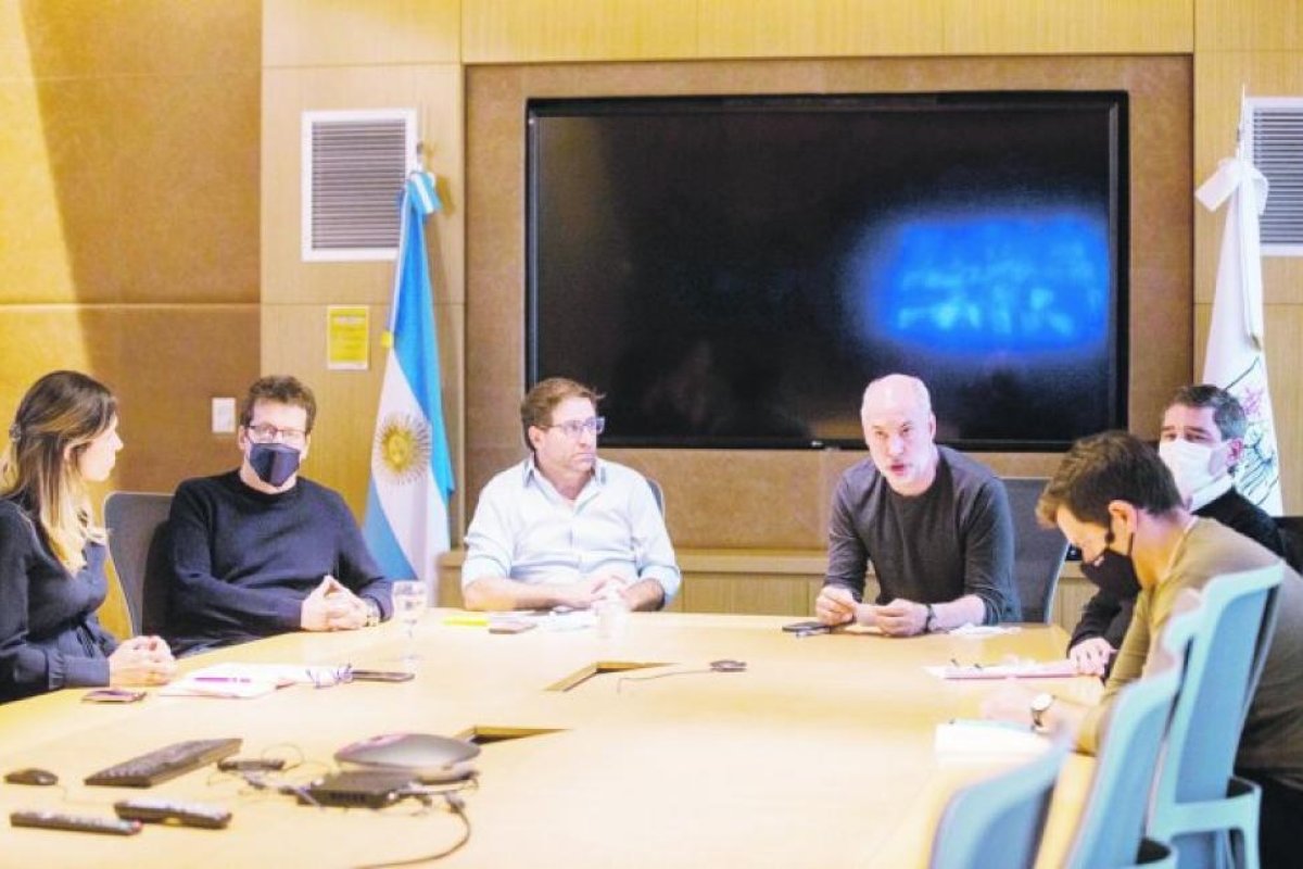 Hoteles preparan reapertura