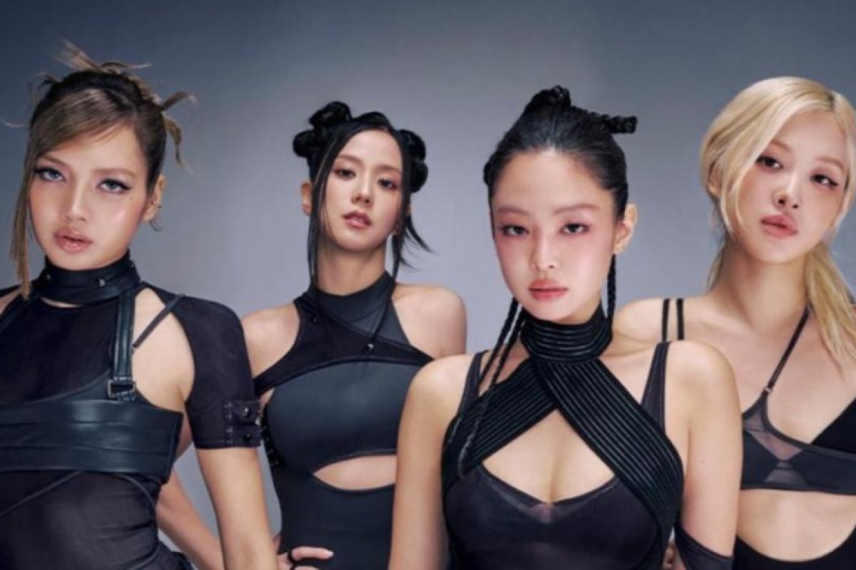 BLACKPINK Revela el Póster de su Esperado Álbum "DEADLINE"