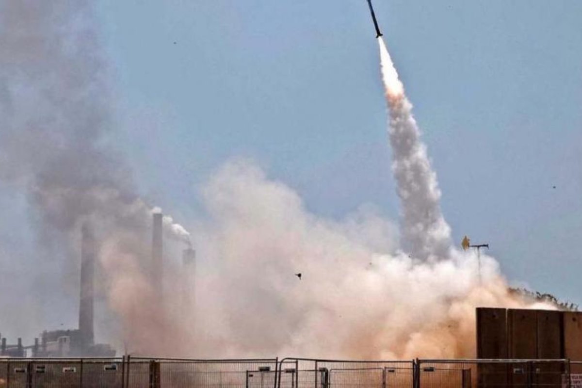 Irán intensifica sus ataques con misiles contra el territorio israelí