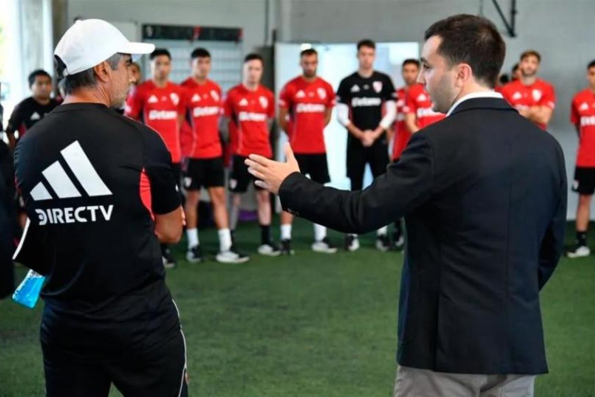Escudero Alinea River Plate para Enfrentar a Independiente Rivadavia en Mendoza