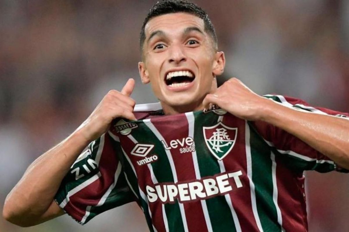 Kevin Serna: Posible Transferencia a Boca tras Decisiones en Fluminense