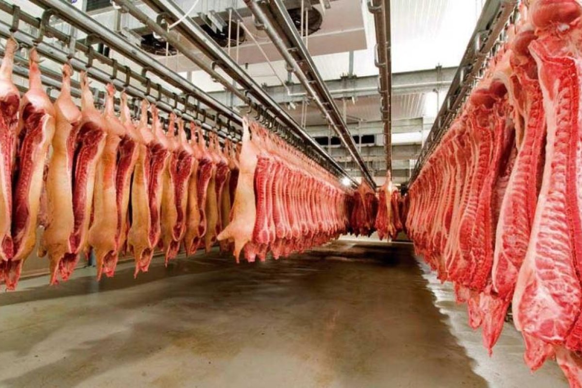 El Ministerio de Agricultura suspendió la operación de 12 empresas exportadoras de carne