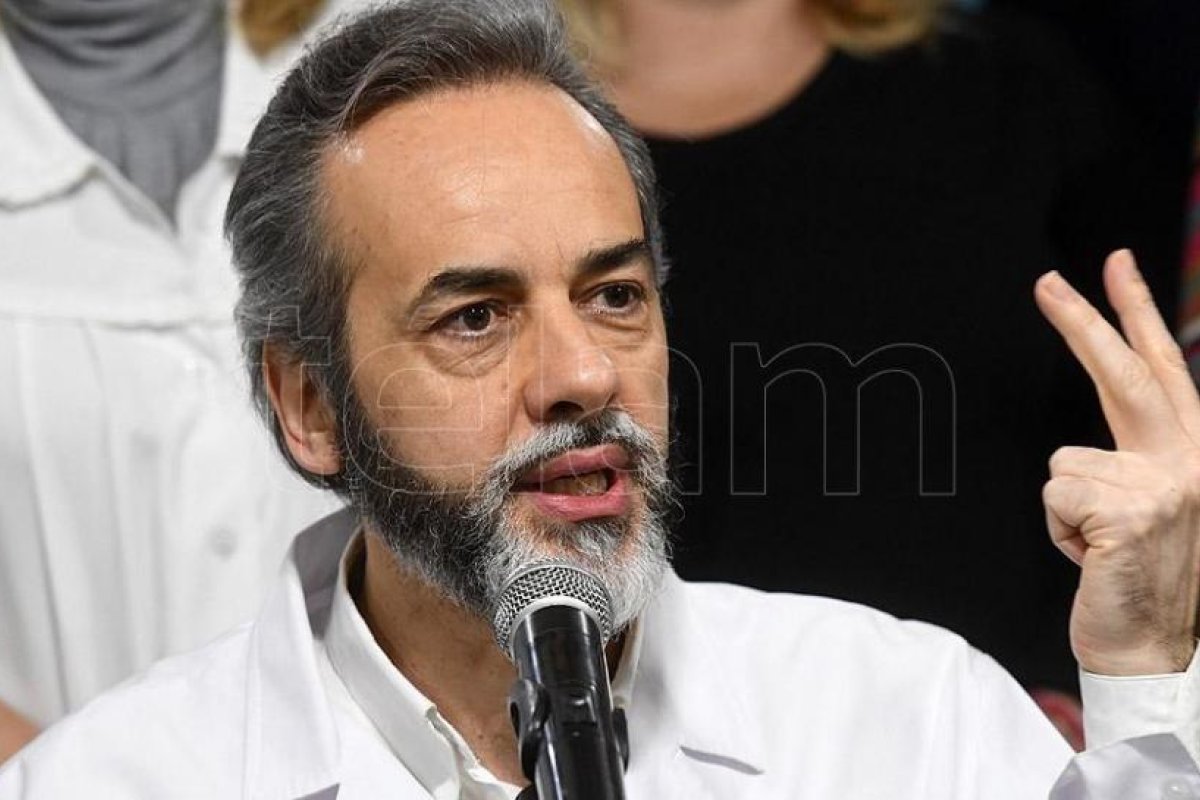 Eduardo López: "Larreta debe pedir perdón y abrir aulas virtuales para educar con salud"