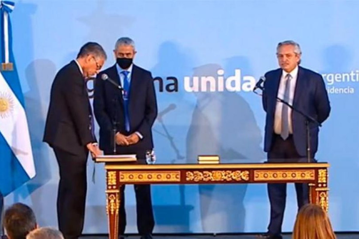 Jorge Ferraresi juró como ministro de Desarrollo Territorial y Hábitat