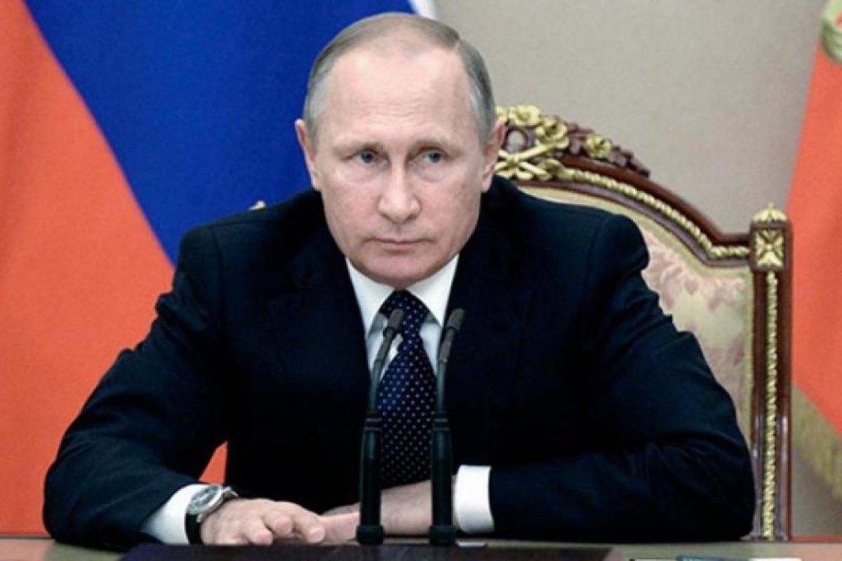 Putin anunció envíos regulares a la Argentina de vacunas Sputnik V