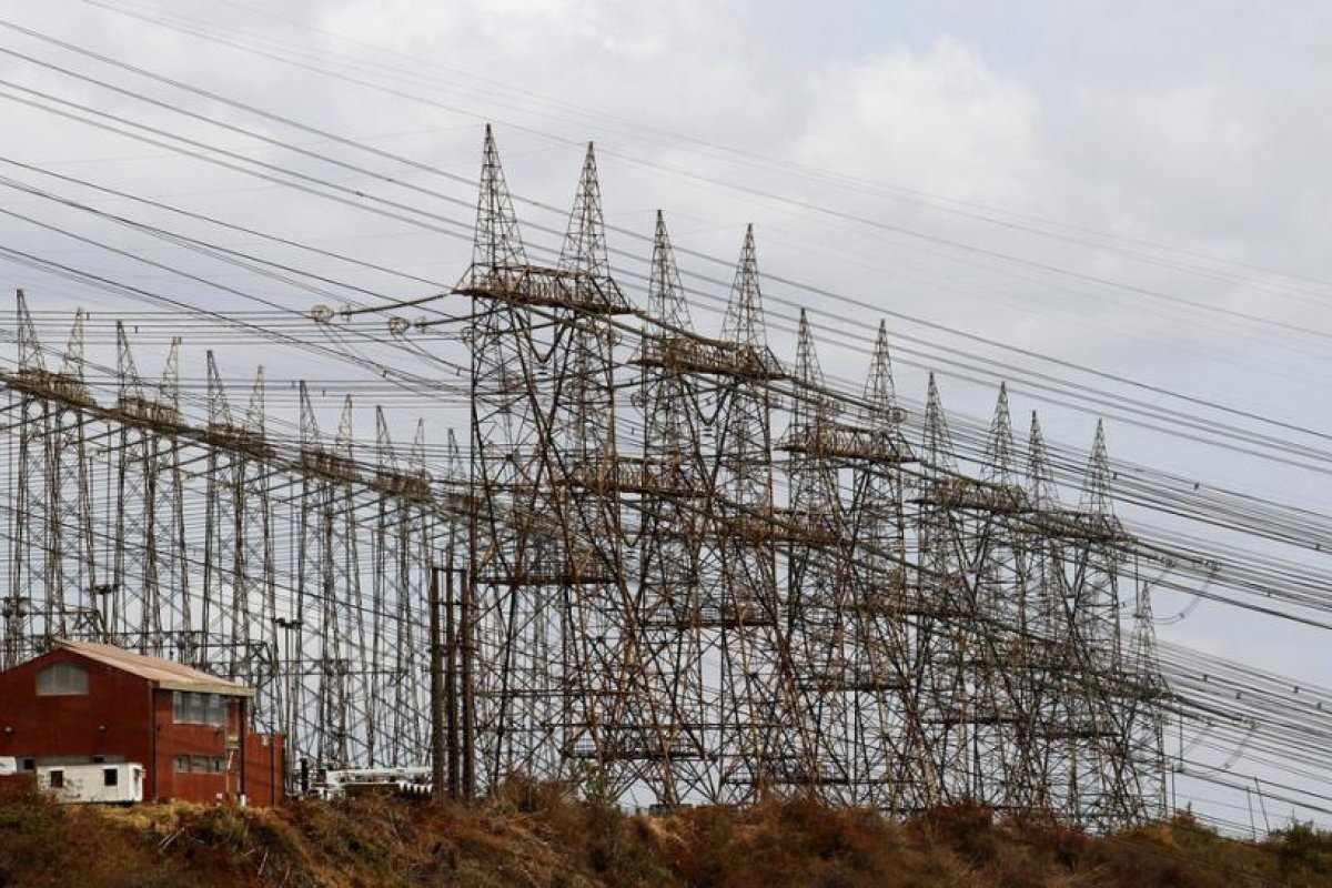 Venezuela denuncia ataque contra el sistema eléctrico nacional que provocó fallas en varios estados del país
