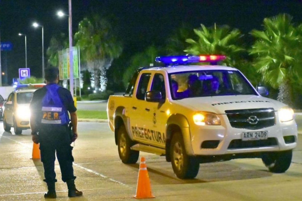 Clausuraron una cervecería y retuvieron autos en la primera noche de restricciones en Concordia