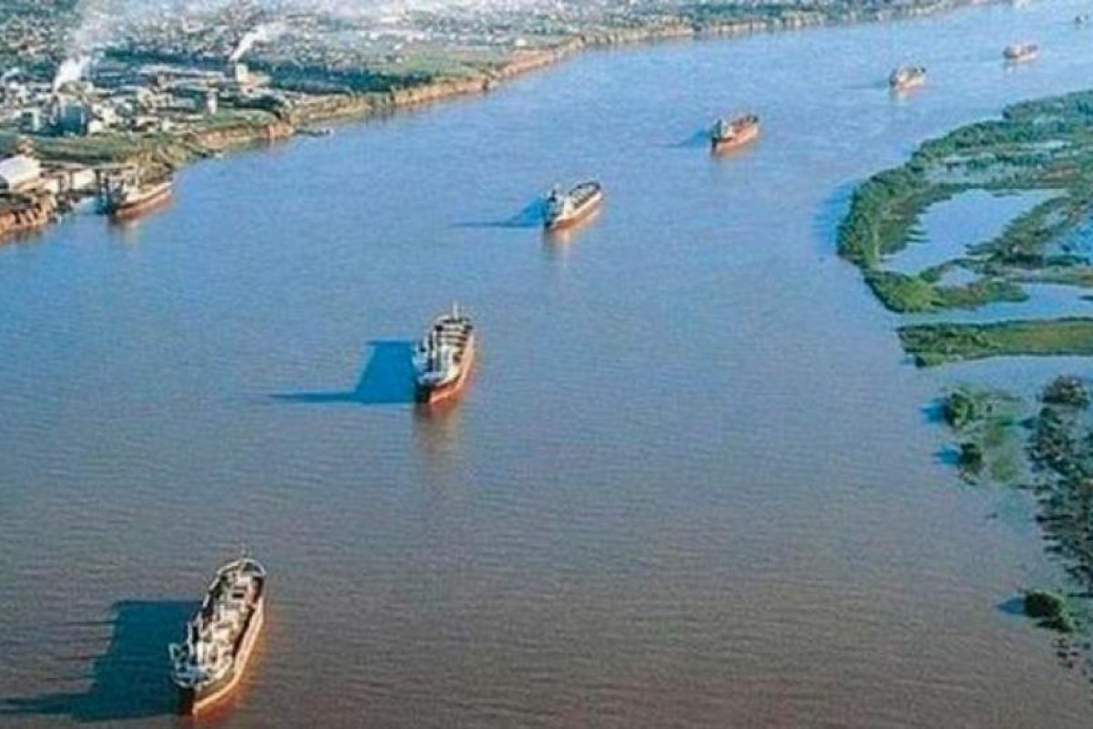 Paro de aceiteros: más de 100 barcos esperan para poder cargar