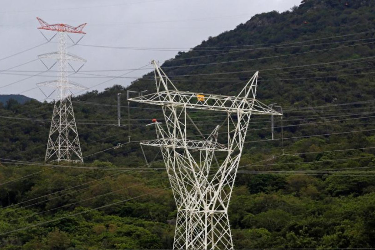 "Sería el colmo que estuviese al servicio de particulares": López Obrador pide investigar al juez que suspendió la ley eléctrica