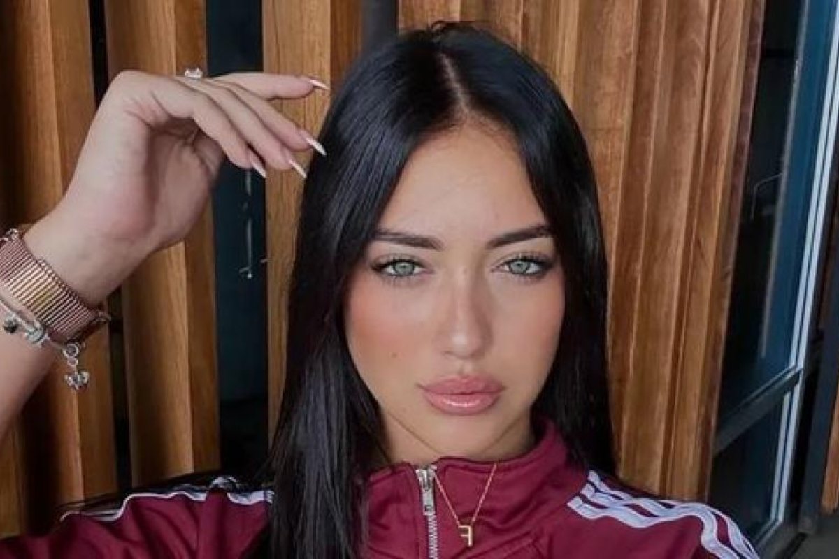 El Impacto de las Críticas en Redes Sociales: Flor Regidor Responde