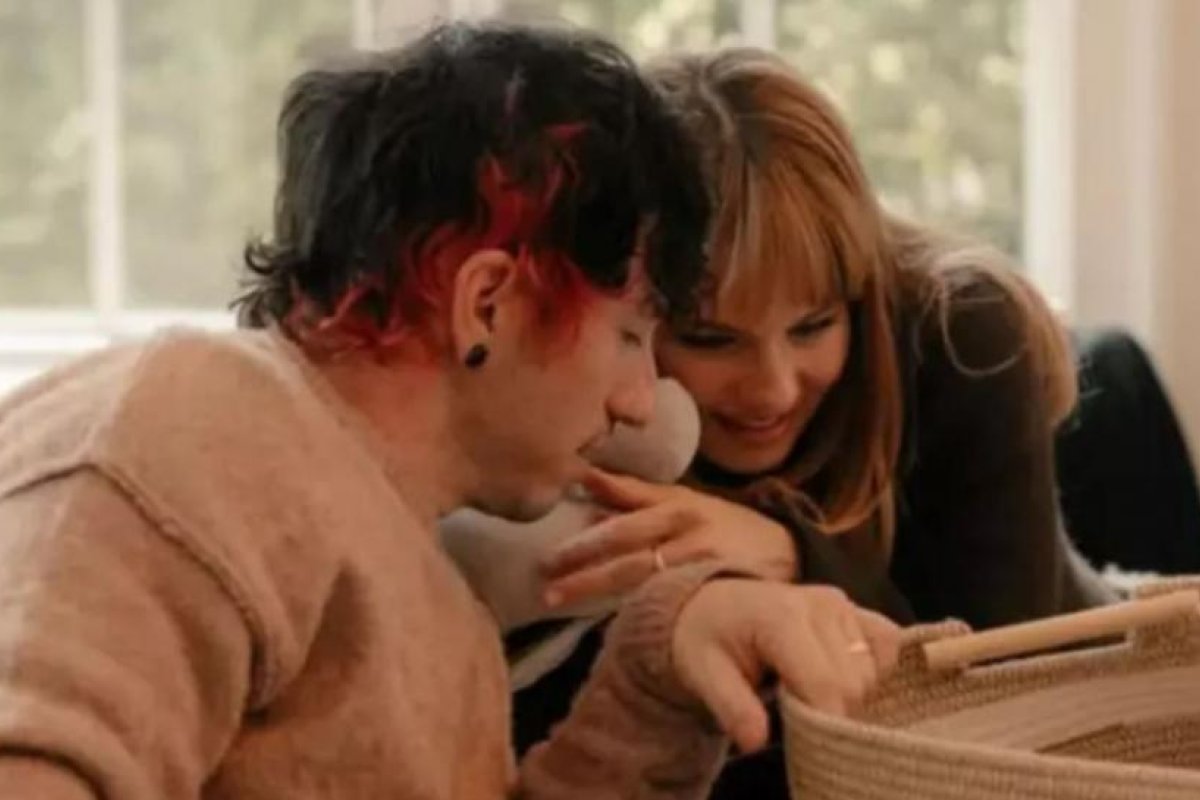 Debby Ryan y Josh Dun celebran el nacimiento de su hija Felix Winter Dun