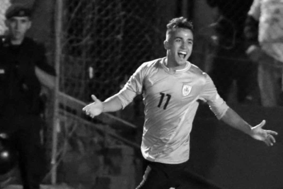 Hallan sin vida al futbolista uruguayo Franco Acosta, ahogado en un río el día después de su vigésimo quinto cumpleaños