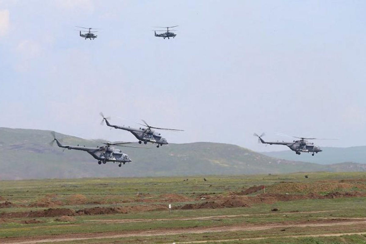 El ejército ruso comenzó su retirada de la frontera con Ucrania