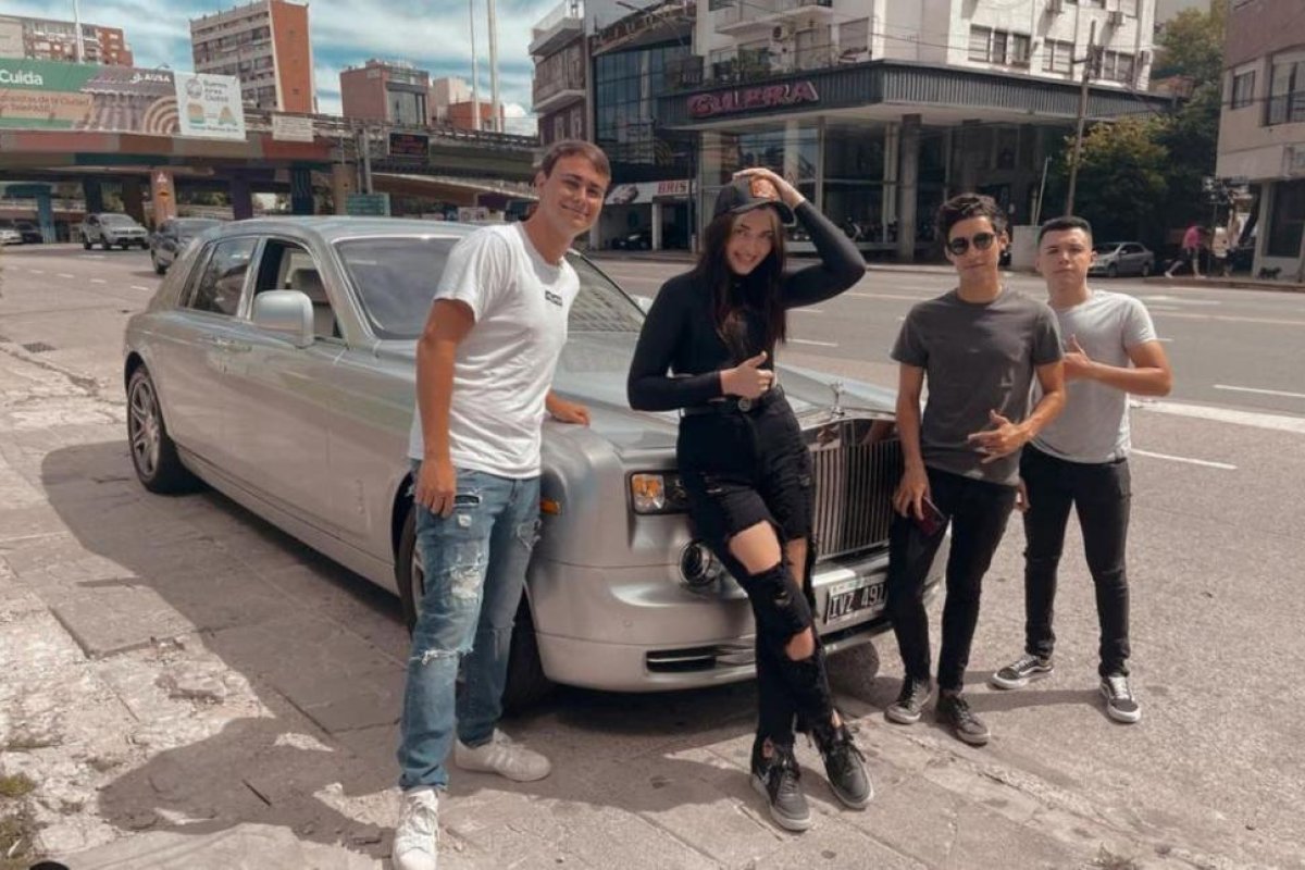 Cómo es el Rolls Royce de los hijos de Ricardo Fort