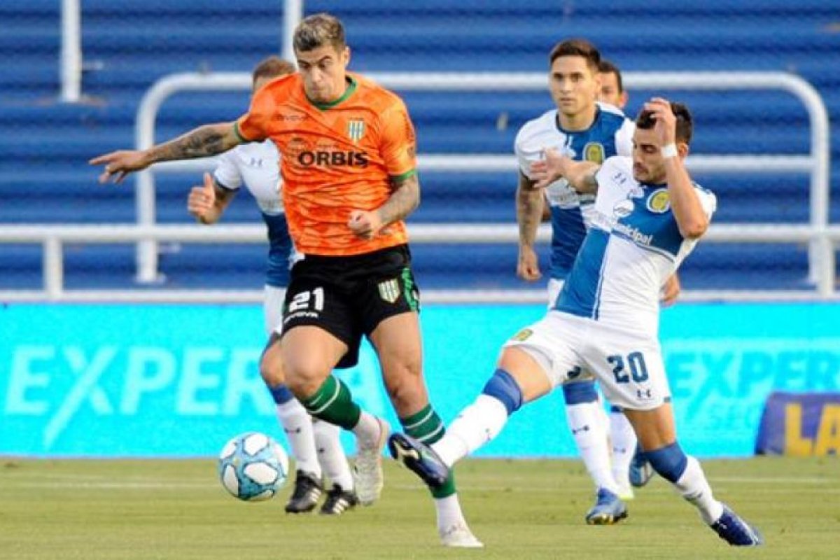 En vivo: Banfield recibe a Rosario Central con el objetivo de terminar como líder