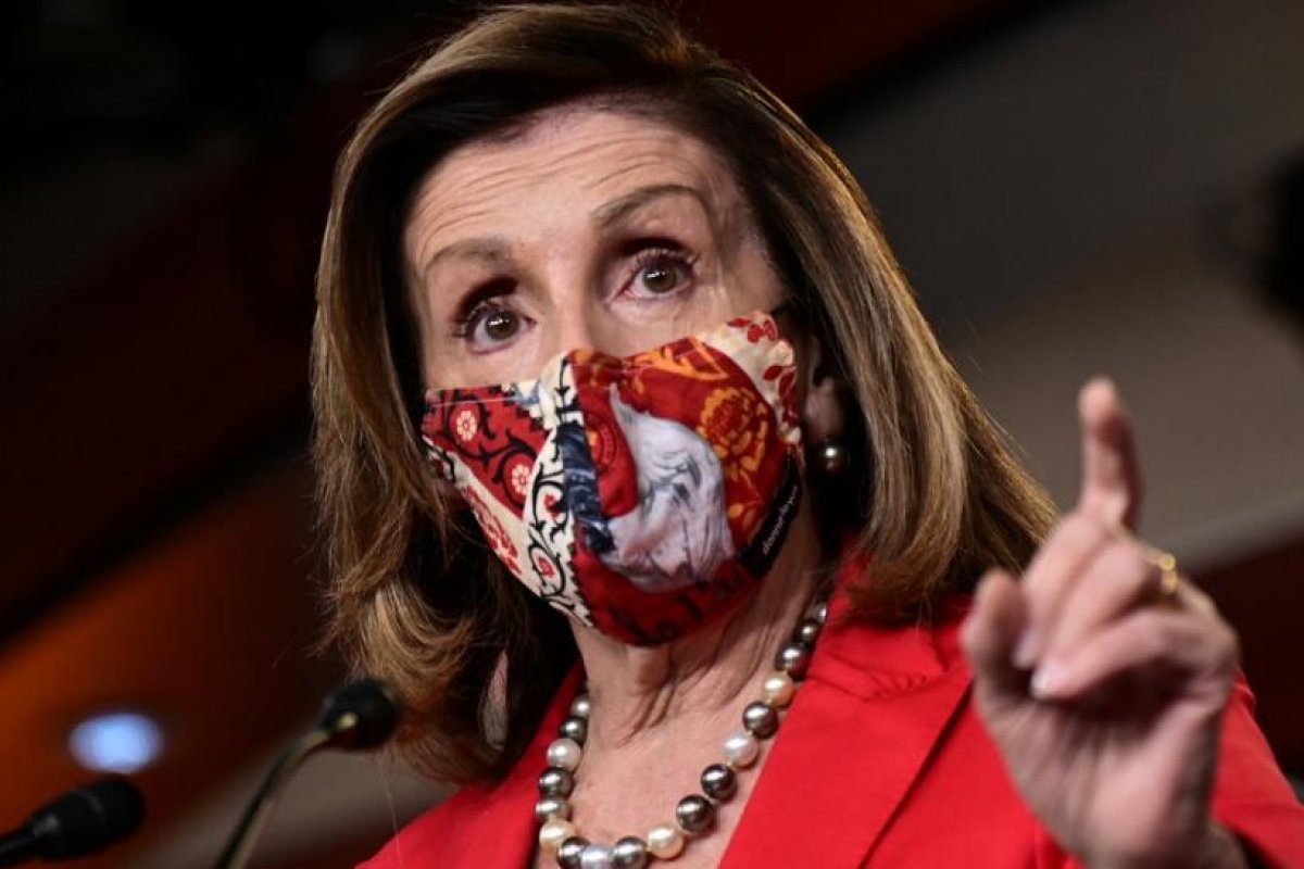 Nancy Pelosi habla de la "inminente" victoria de Biden en las presidenciales y lo llama "presidente electo"