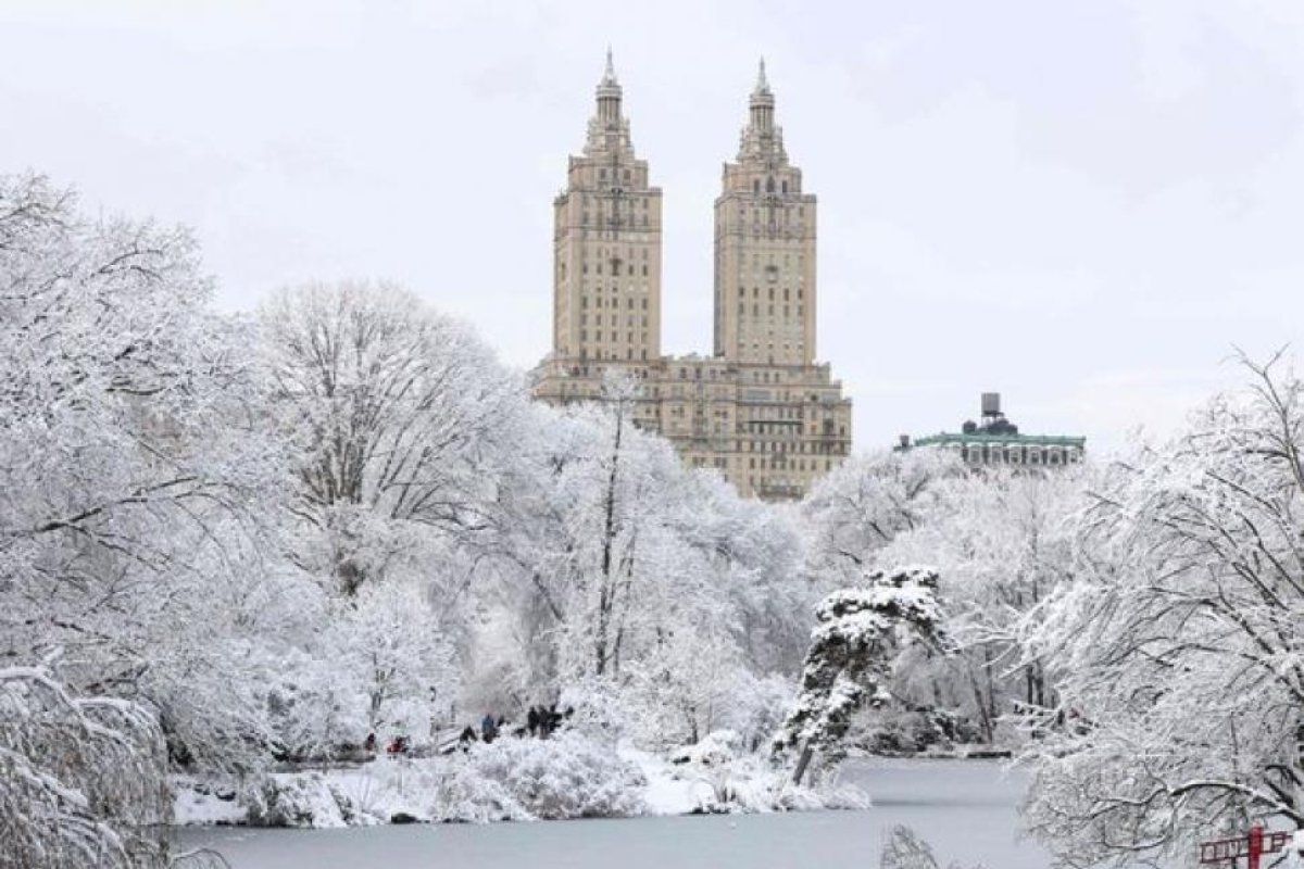 Estado de alerta en Nueva York por inminente tormenta de nieve histórica