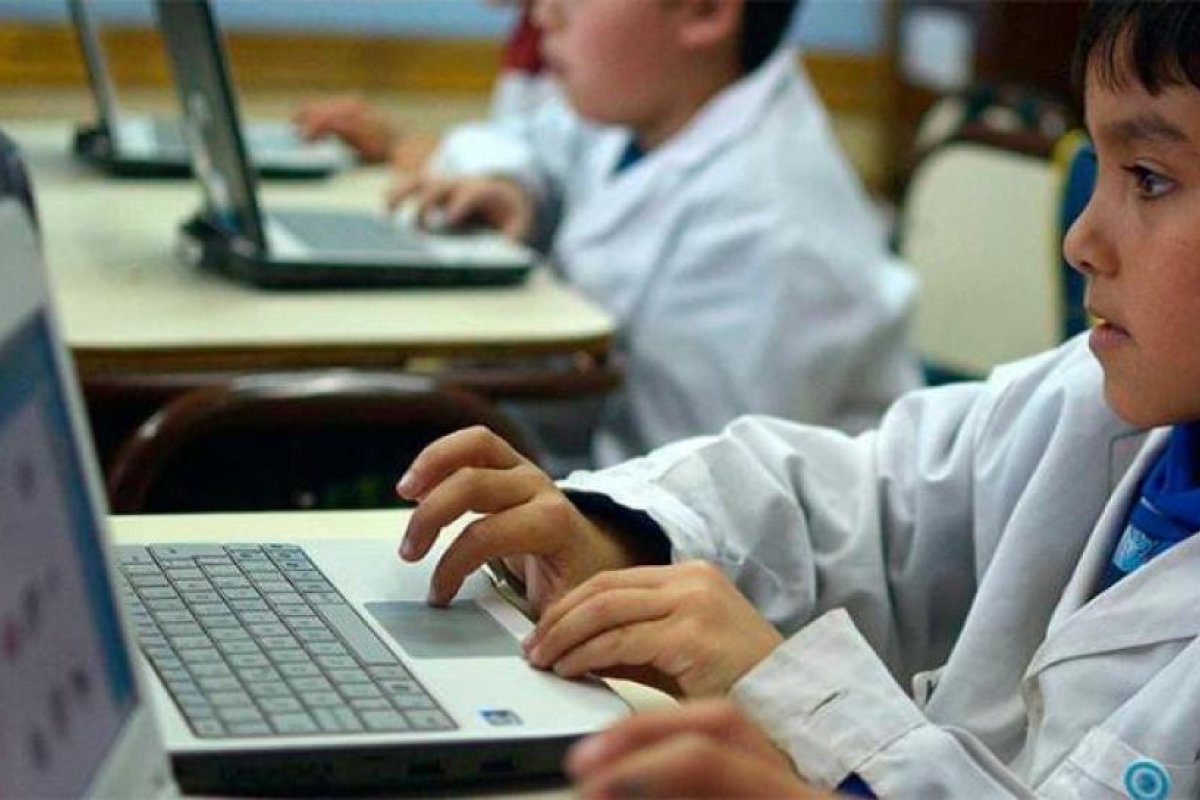 Buscan crear un plan que establezca el acceso a internet como un derecho humano