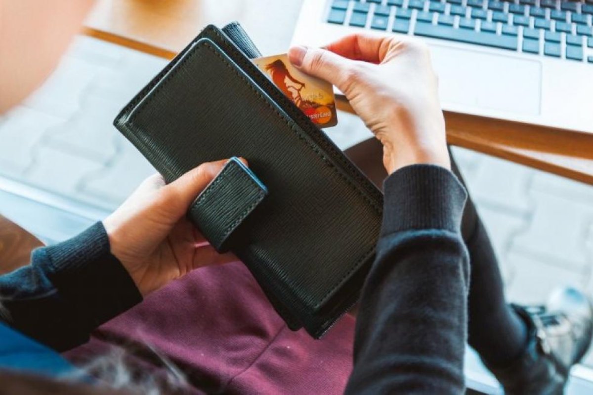 Cambios de consumo: advierten que las familias se stockean por miedo a una devaluación