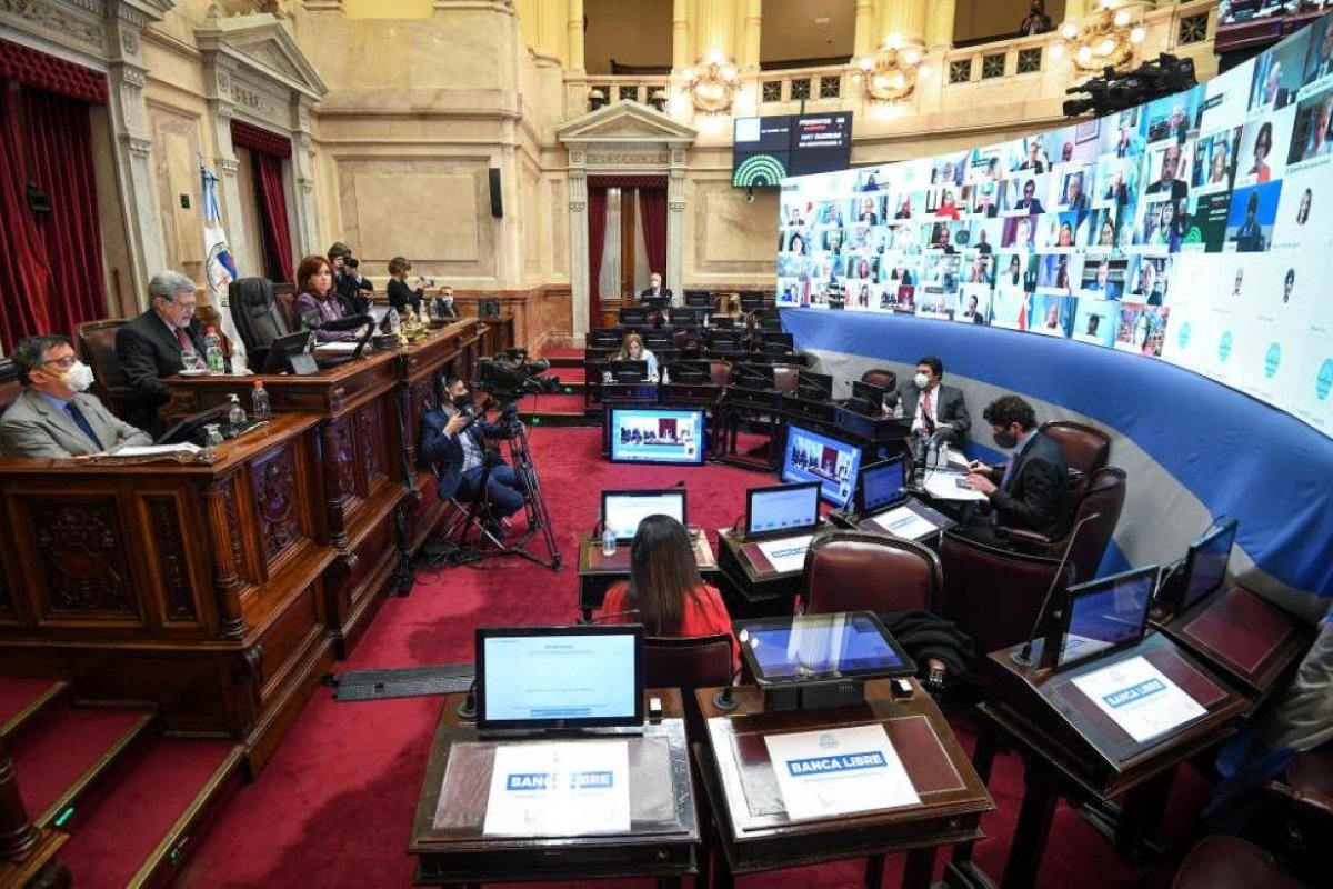 En un tenso debate, el kirchnerismo avanzó con la quita de fondos a Larreta