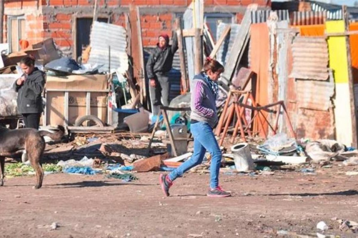 Una familia tipo necesitó $47.215.97 para no ser pobre en septiembre