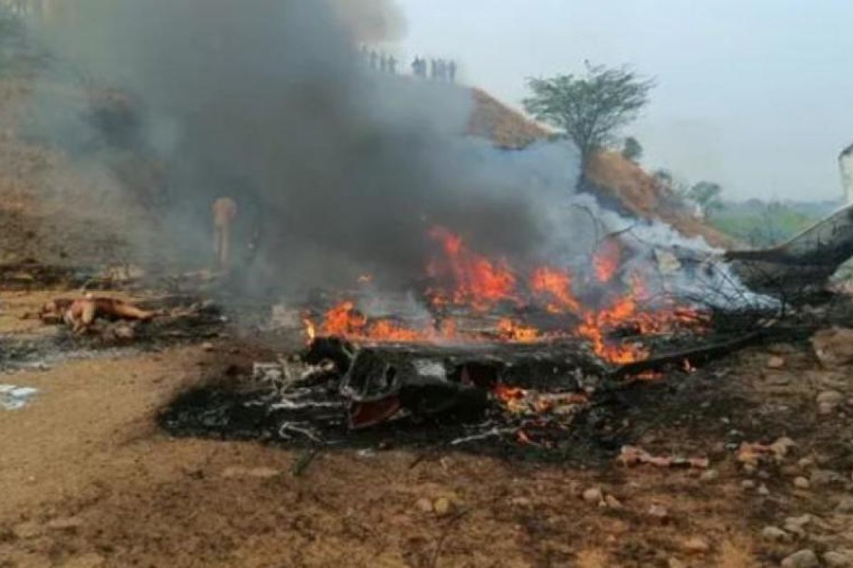 Accidente Aéreo en India: Fallece Viceprimer Ministro y Cuatro Personas Más
