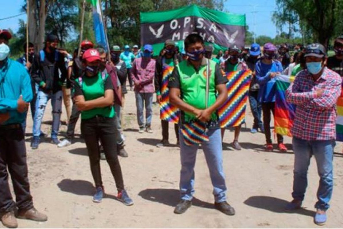 Jorge Capitanich recibe a integrantes de la comunidad Qom
