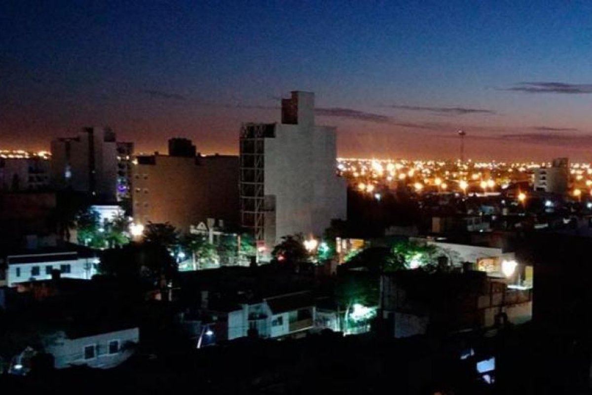 Un fuerte temblor sacudió a Santiago del Estero durante la medianoche