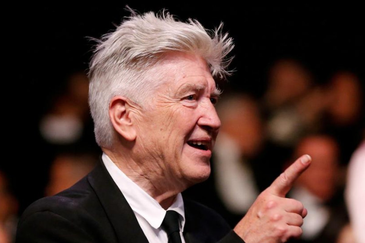 David Lynch intriga a sus seguidores con un gran "anuncio" y se hace viral en la Red
