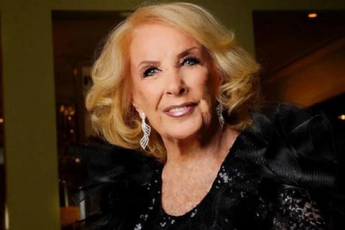 Mirtha Legrand desmiente rumores de romance entre Mauricio Macri y Juana Viale