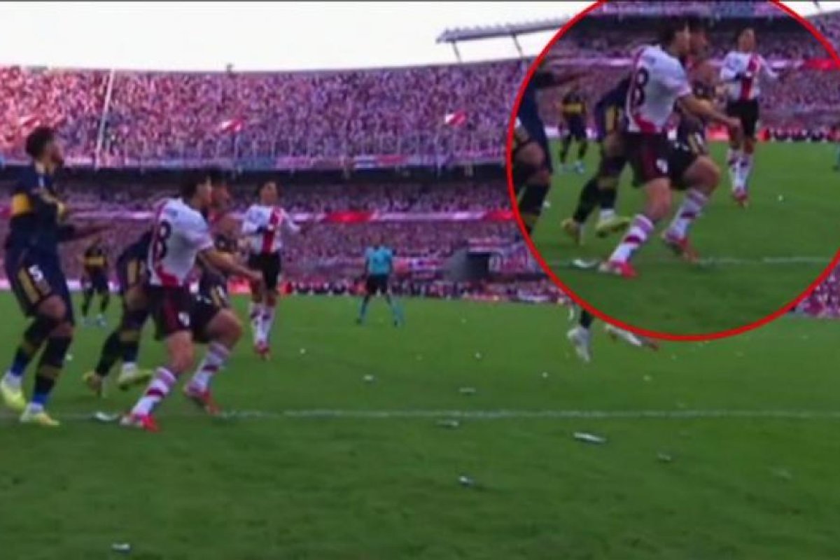 Controversia arbitral en el Superclásico: Penales no sancionados generan debate