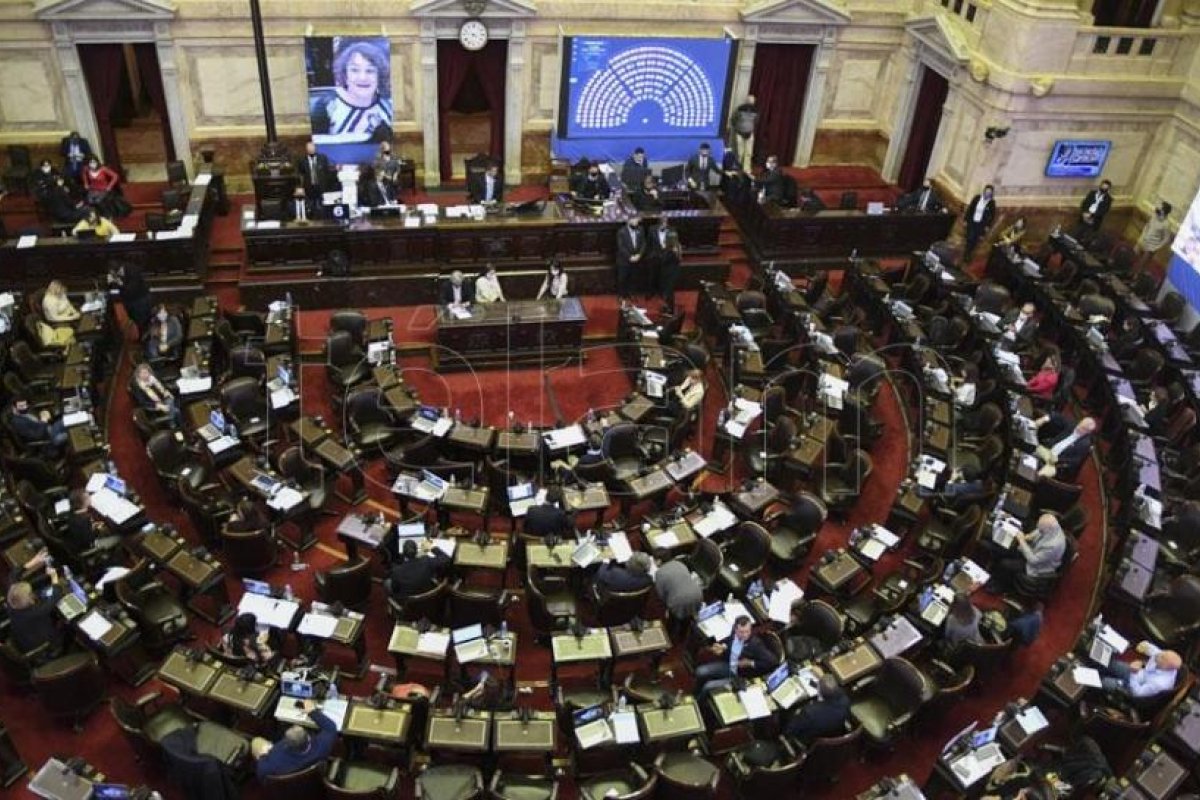 El Frente de Todos analiza tratar en forma conjunta el Aporte Solidario y el Presupuesto